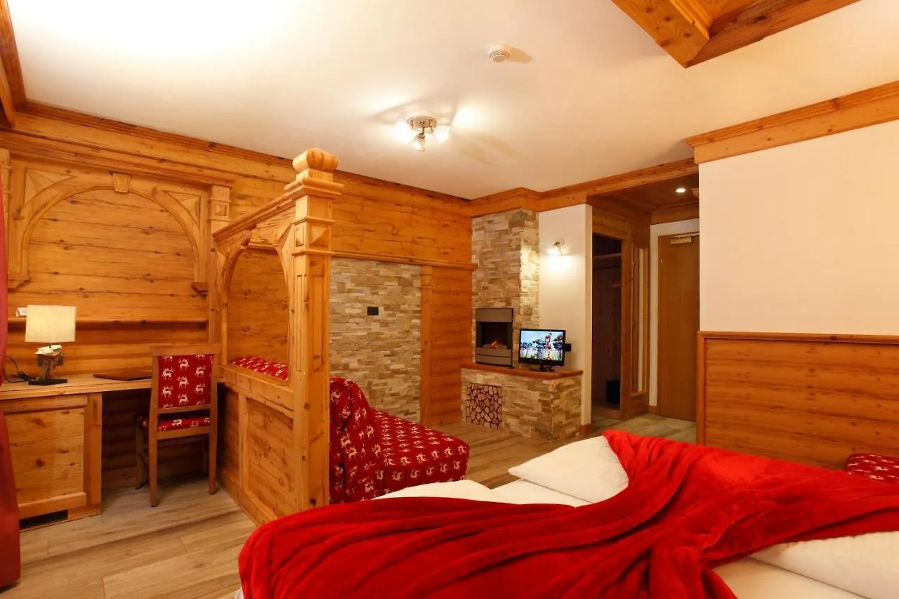 Hotel Gardenia Passo del Tonale 3*,  Italy