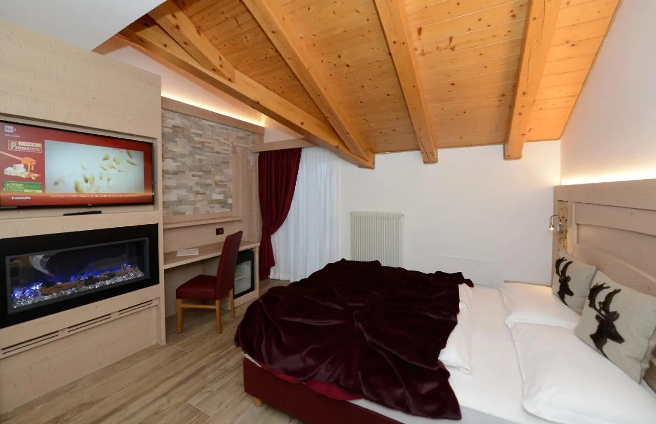 Hotel Gardenia Passo del Tonale 3*,